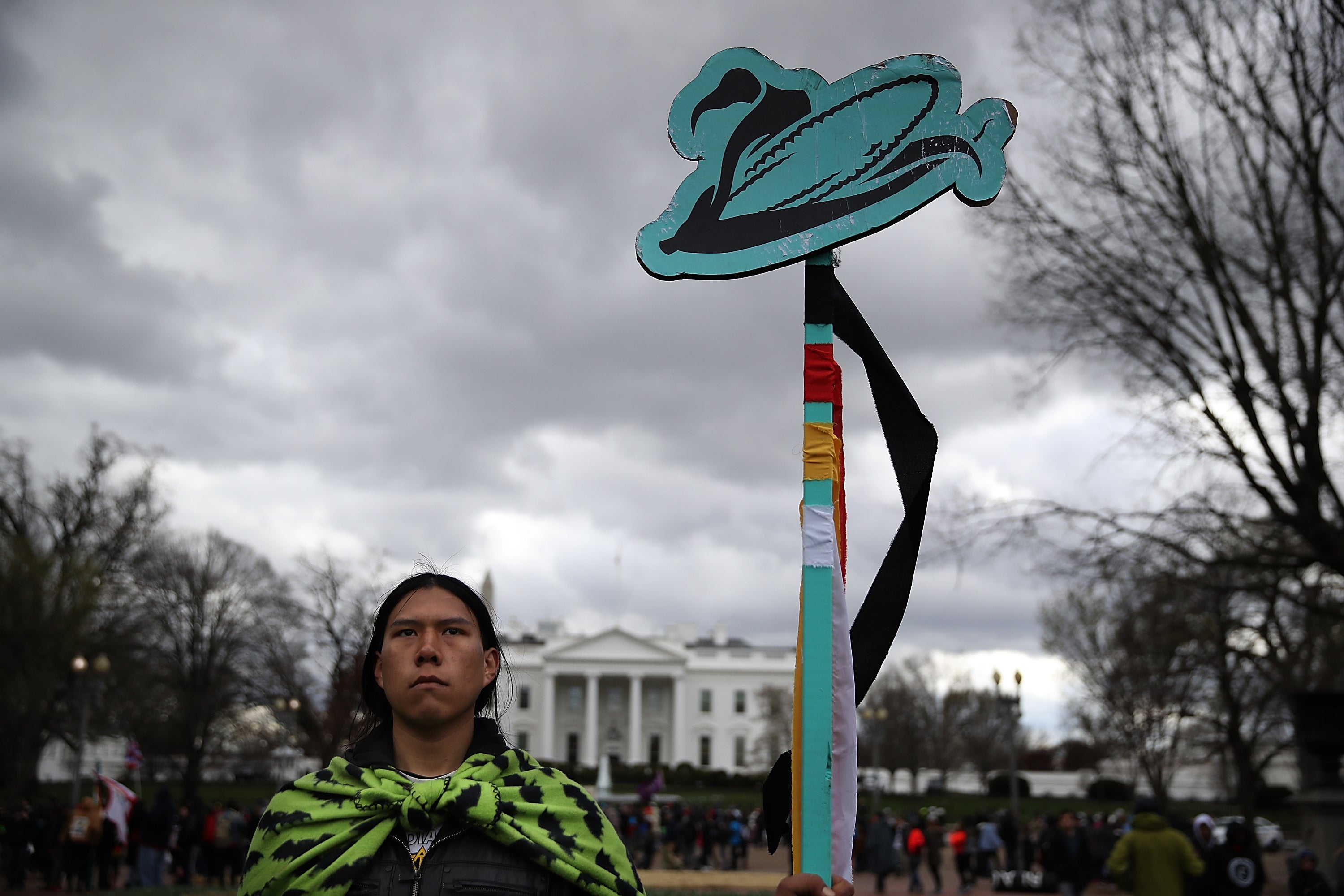 Dakota Access Pipeline Starts Shipping Oil Despite Protests